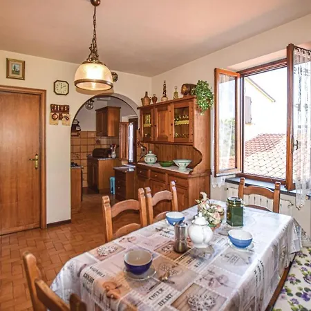 3 Bedroom Cozy In * Camaiore