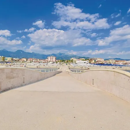 3 Bedroom Cozy In Camaiore